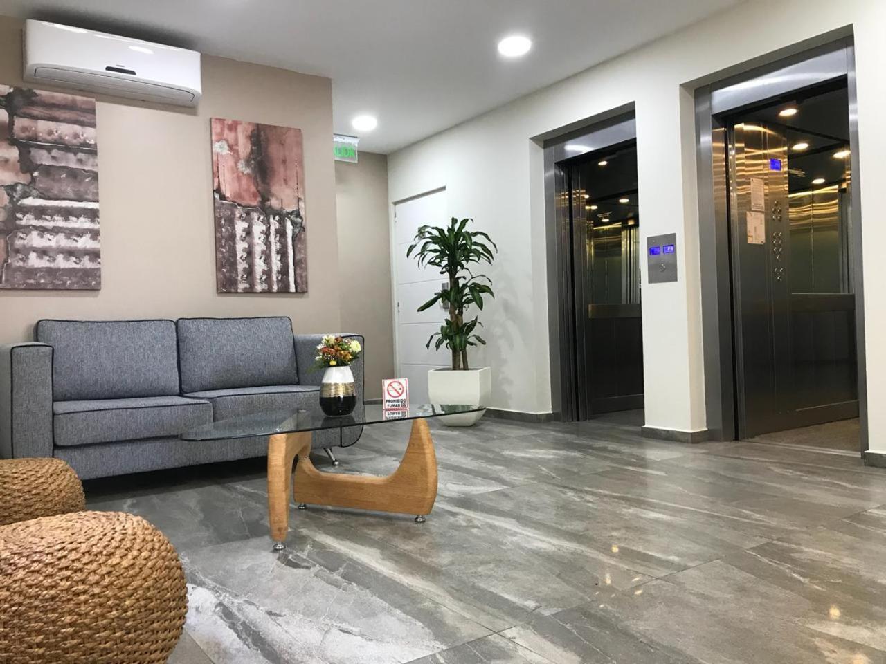 Illia 121 Apart Hotel Neuquén Екстериор снимка