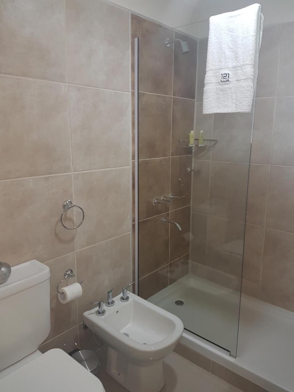 Illia 121 Apart Hotel Neuquén Екстериор снимка