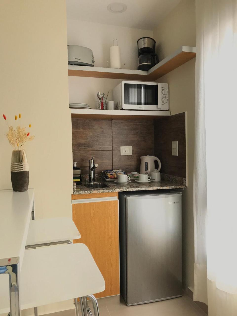 Illia 121 Apart Hotel Neuquén Екстериор снимка